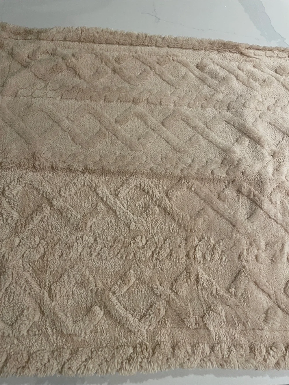 Bedsure Queen Plush Cream off white duvet and shams